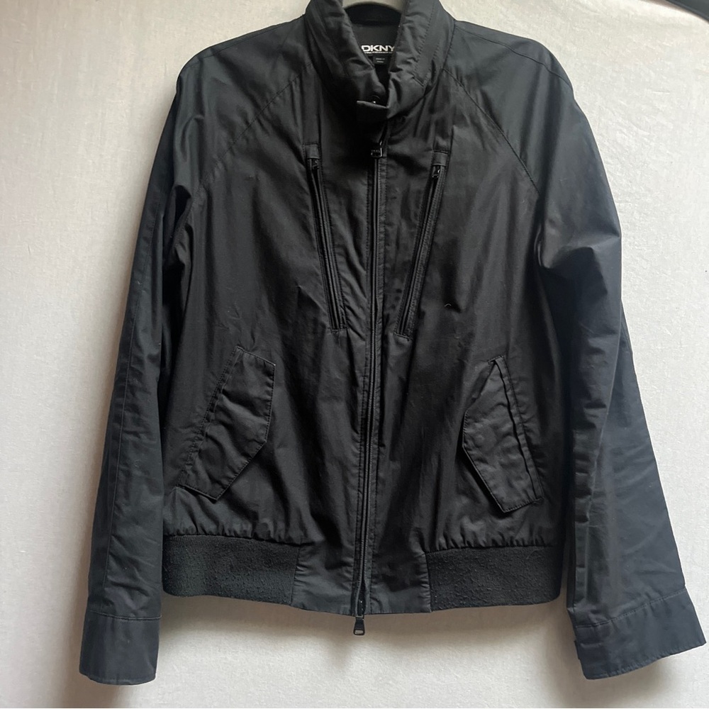 DKNY Lightweight Tech Jacket Packable Hood Commuter Zip Up Medium M